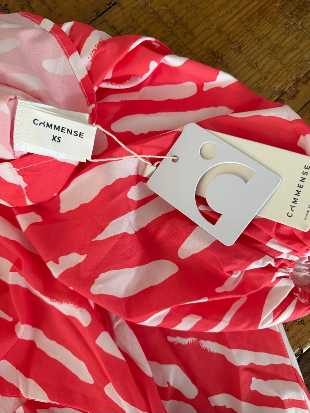Commense Coral and White Cutout Midi Dress - Picture 8 of 9